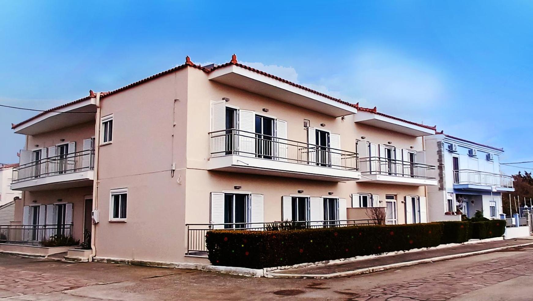 Arisvi All Seasons Hotel Skala Kallonis Bagian luar foto